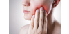 Czym jest kserostomia, czyli bagatelizowane schorzenie jamy ustnej? Jak leczyć suchość w ustach?