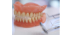 Czym jest i jak działa klej do protez zębowych? Wybieramy supermocny klej do protez!