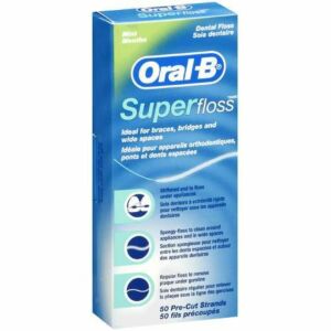 Nić dentystyczna do czyszczenia aparatów ortodontycznych, mostów Oral-B Super Floss 50x60cm