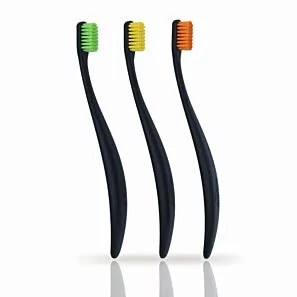 Zestaw czarnych szczoteczek do zębów PROMIS TRIO-PACK