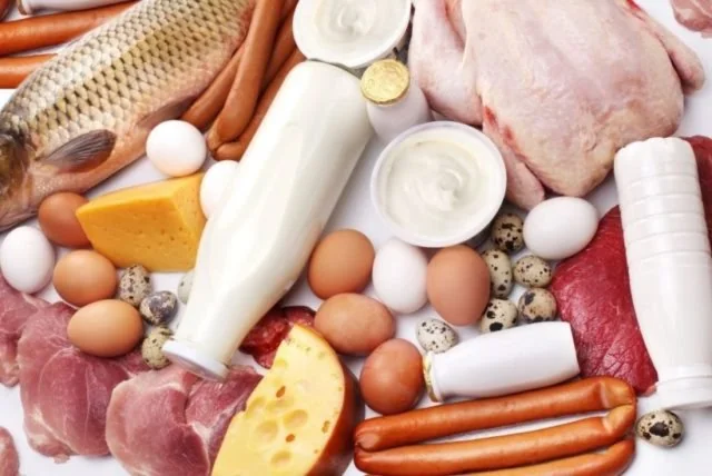 Biała dieta. Co jeść aby uzyskać białe zęby? 
