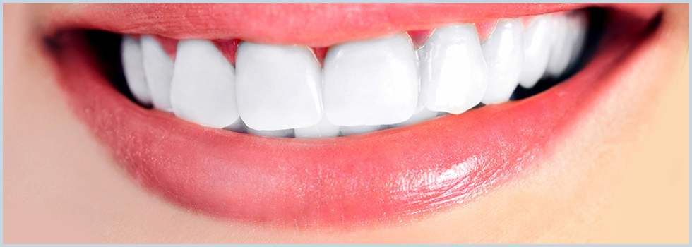 Sposób na białe zęby i zdrowy uśmiech - czyli o sposobach na śnieżnobiały uśmiech