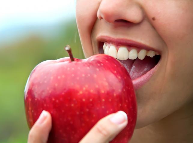 Witaminy i minerały dla zdrowszych zębów