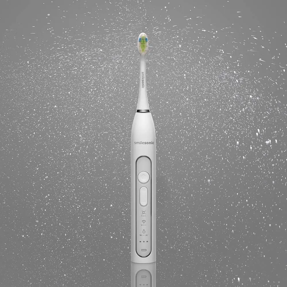 Smilesonic UP White — szczoteczka na jasnym tle